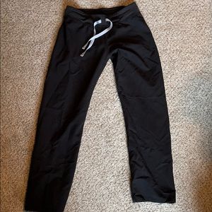 Livingston Figs scrub pant